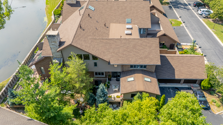 1210 Hawthorne Lane, Hinsdale, IL