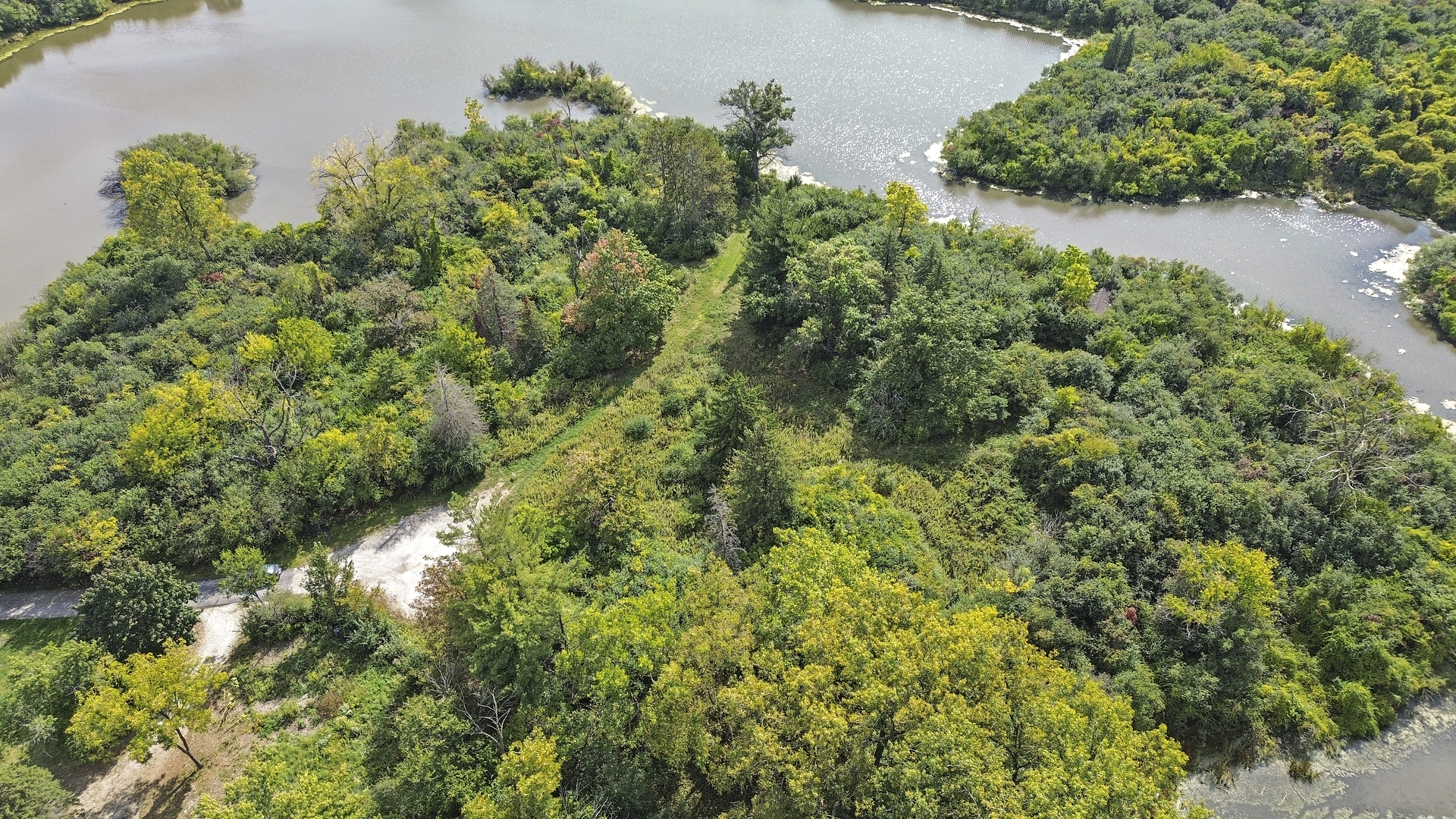 141 Breakenridge Farm Road, Oak Brook, IL