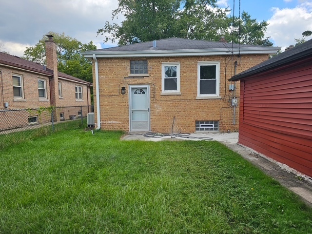 11834 S Campbell Avenue, Chicago, IL