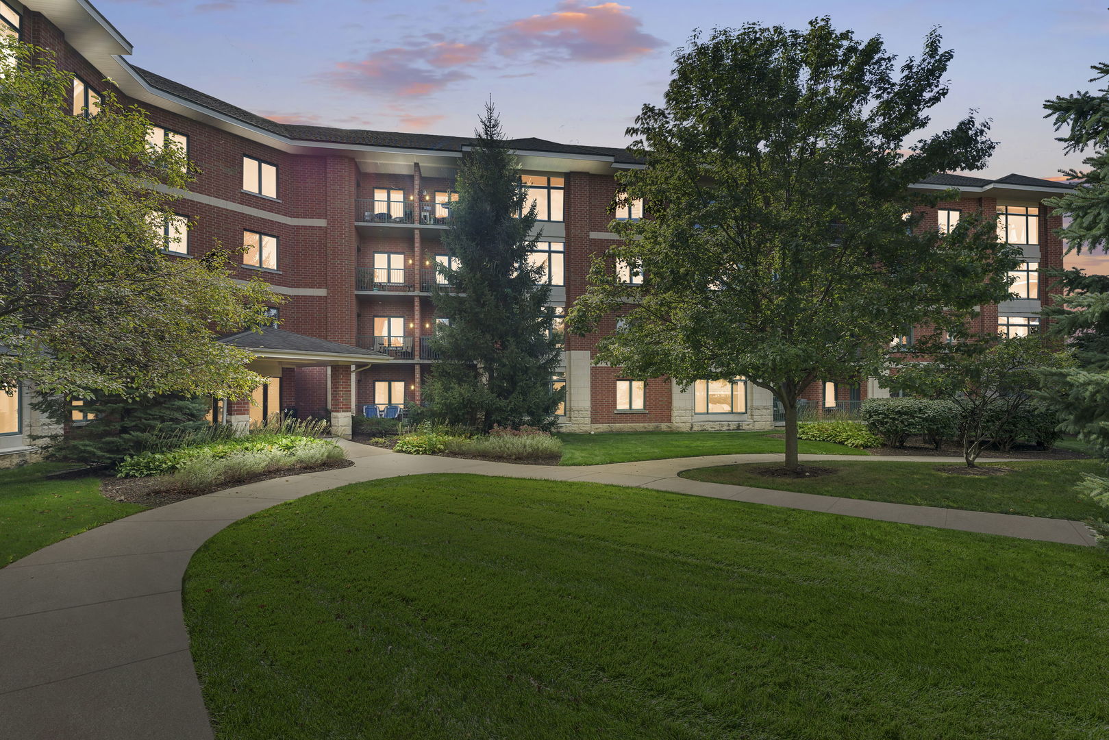 855 E 22nd Street #416, Lombard, IL