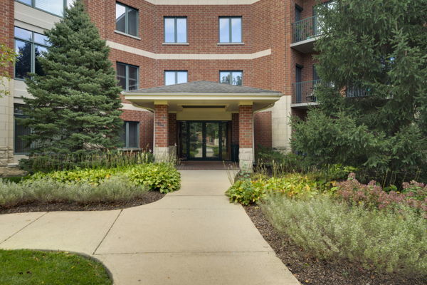 855 E 22nd Street #416, Lombard, IL