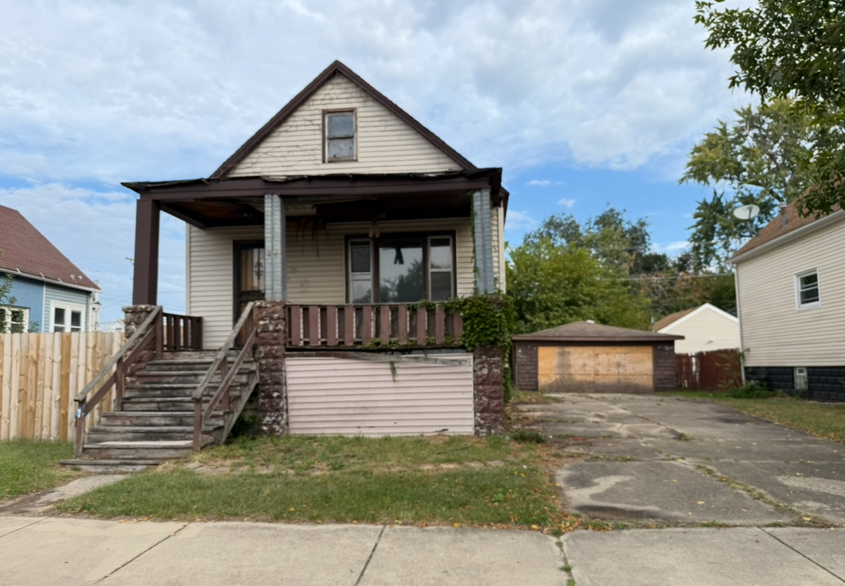 28 156th Street, Calumet City, IL