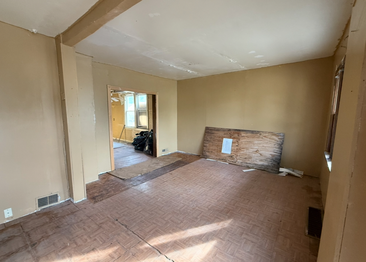 28 156th Street, Calumet City, IL