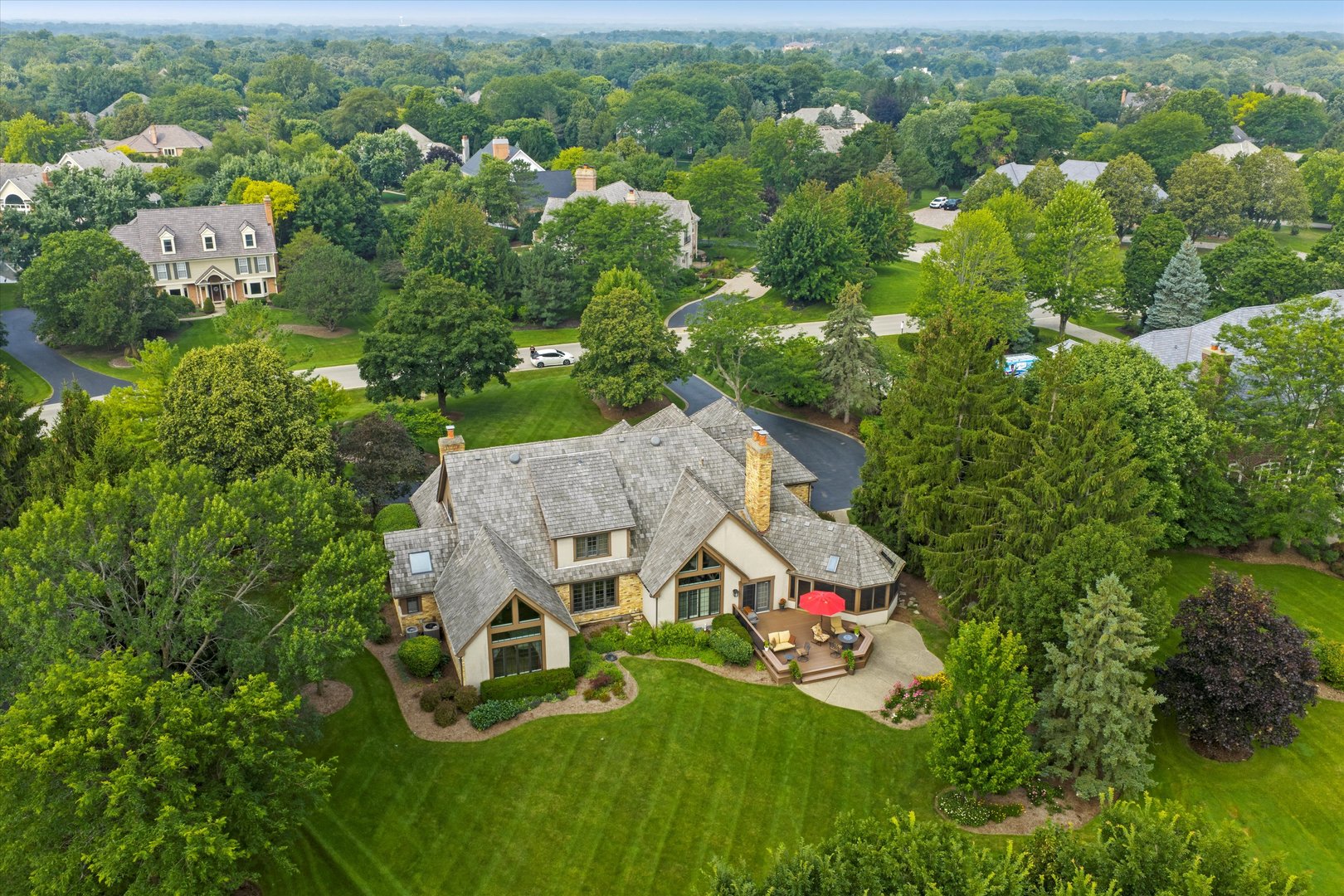 18 S Wynstone Drive, North Barrington, IL