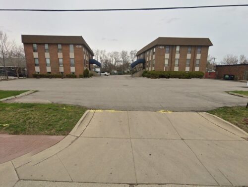 1329 W Irving Park Road #201, Bensenville, IL
