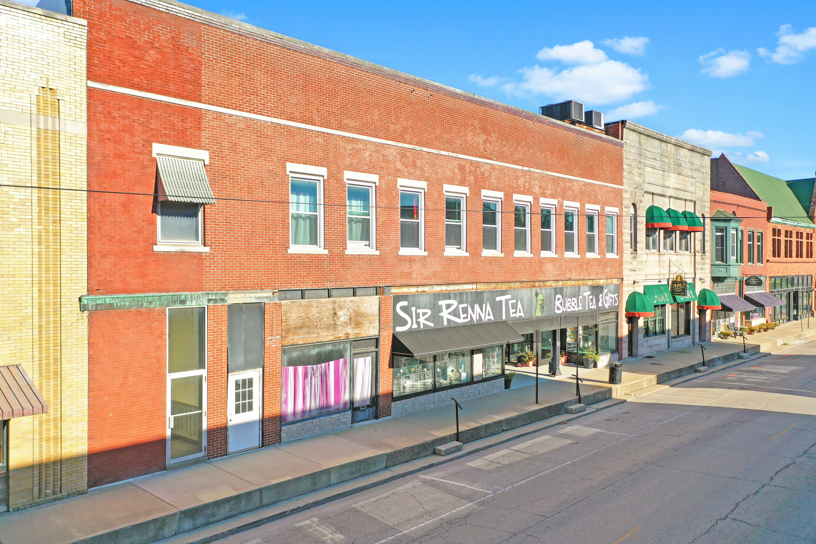 113 N Kickapoo Street, Lincoln, IL