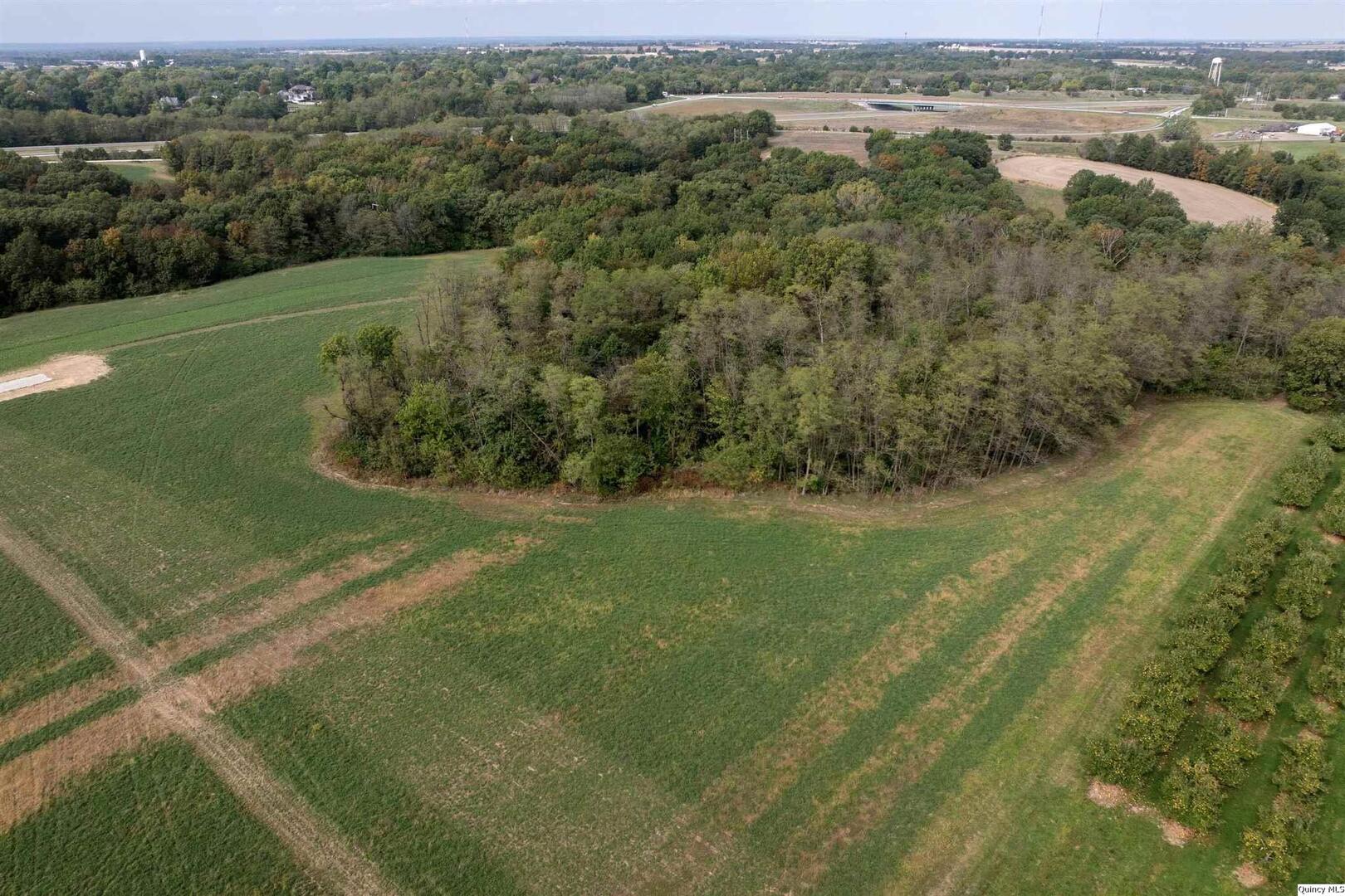 6001 Orchards Edge Lane, Quincy, IL