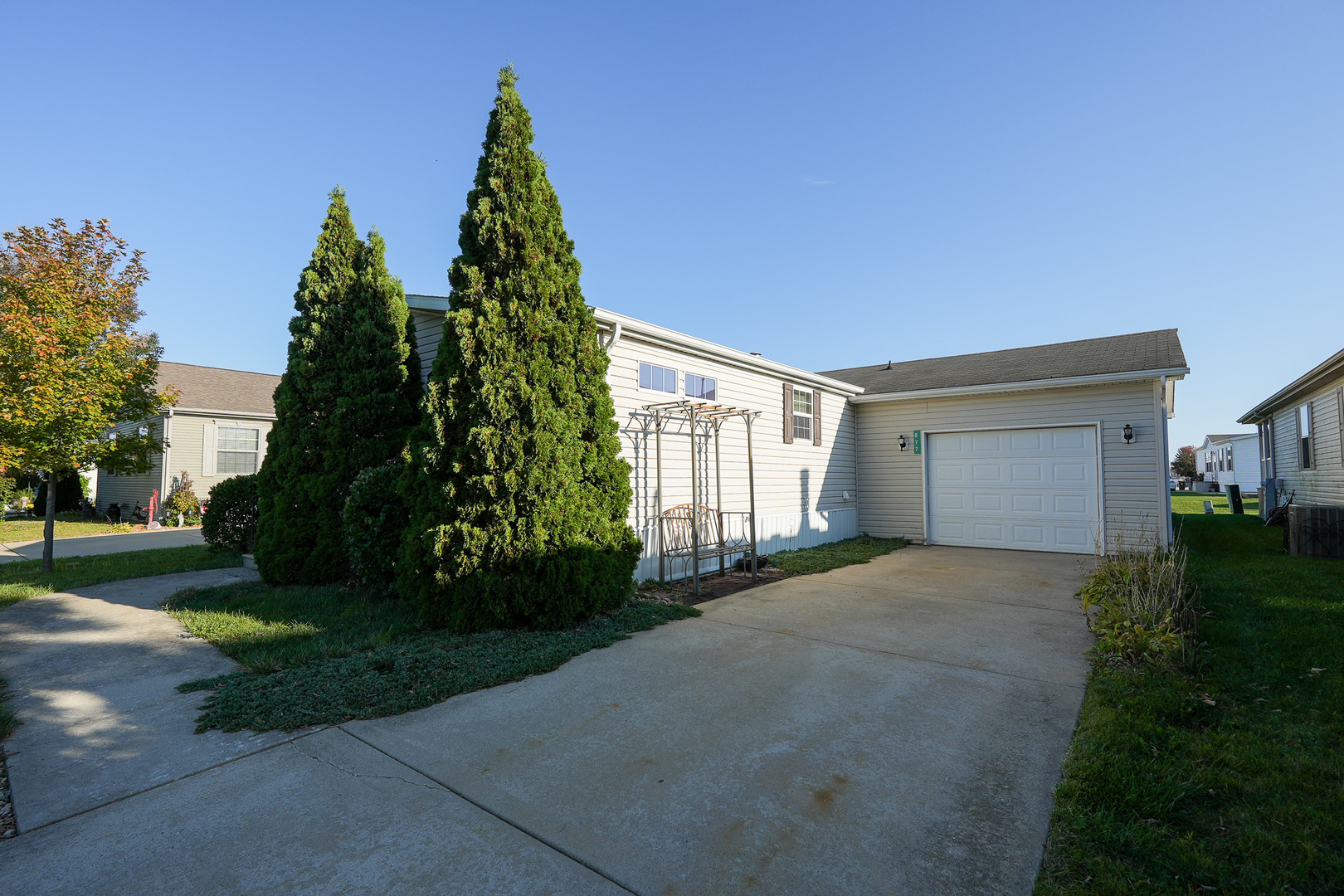 877 Banyan, Manteno, IL