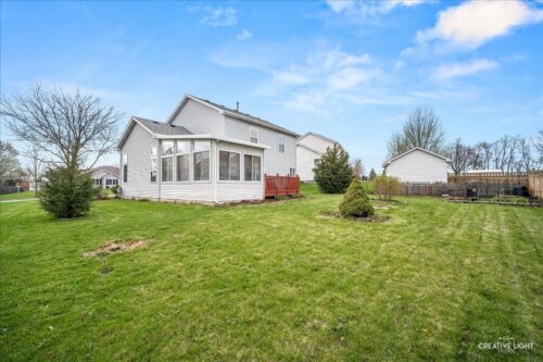 1438 Westbury Circle, North Aurora, IL