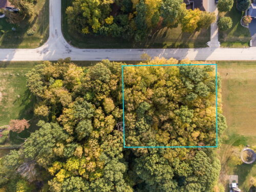 208 Hickory Lane, Kirkland, IL