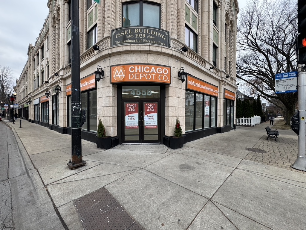 4558 N Clark Street, Chicago, IL