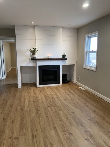 82 N 23rd Road, Peru, IL