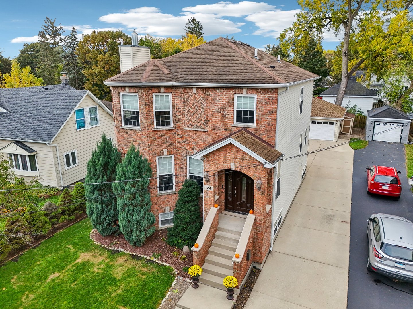 124 Hubbard Court, Wauconda, IL