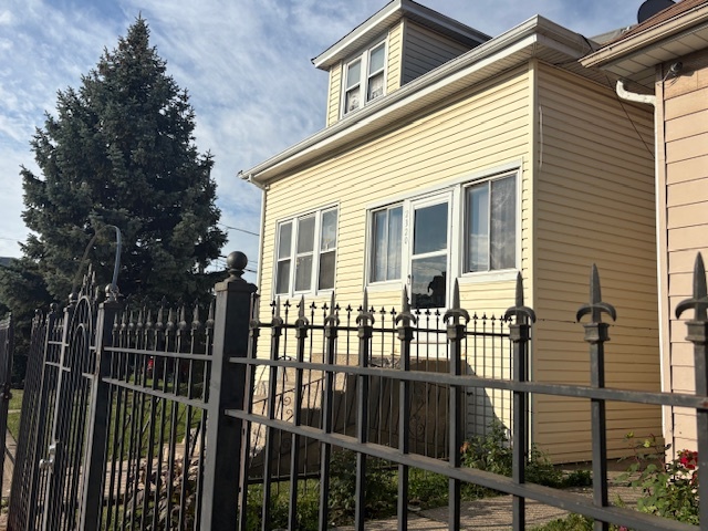 2320 N Mulligan Avenue, Chicago, IL