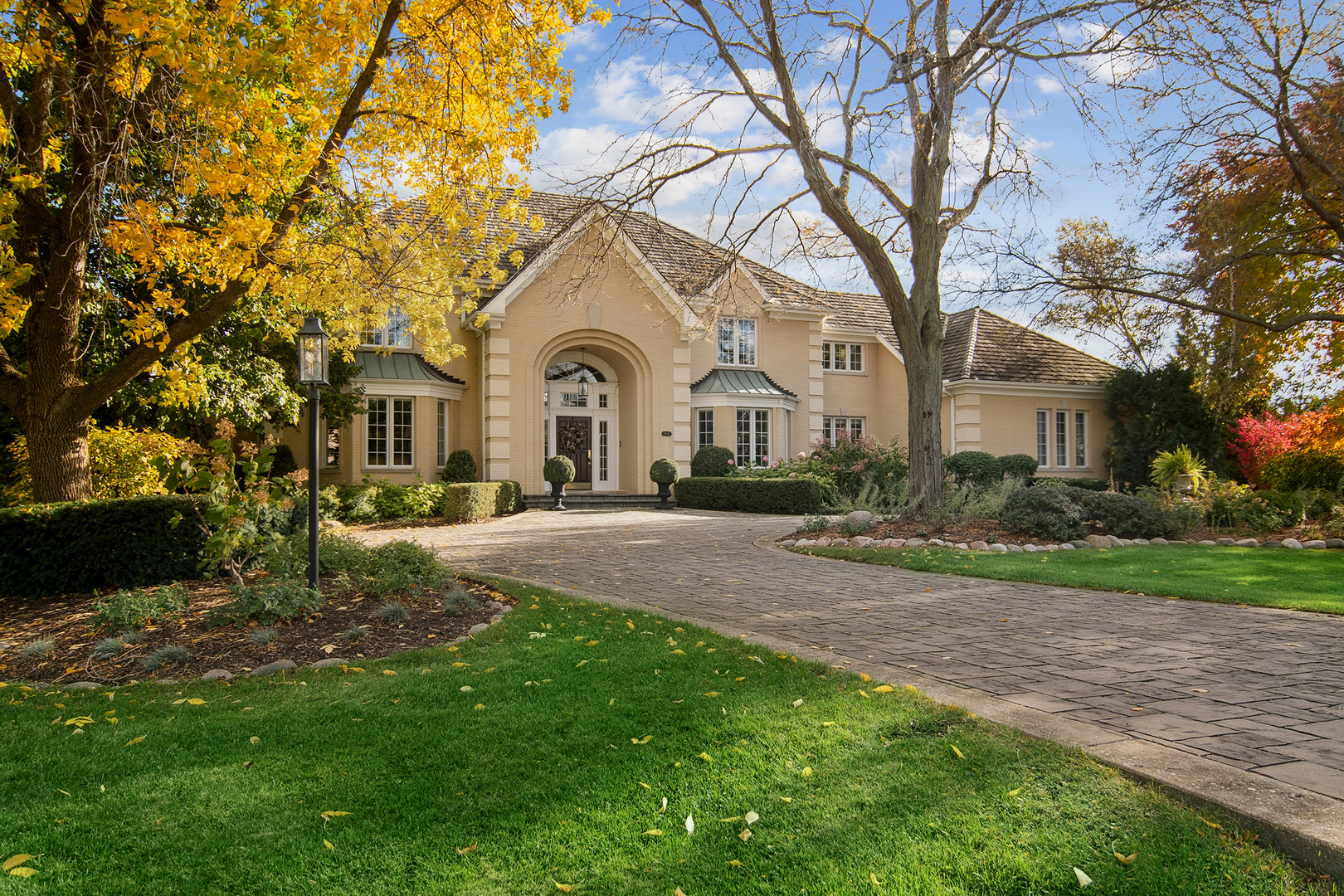 1520 Macalpin Circle, Inverness, IL