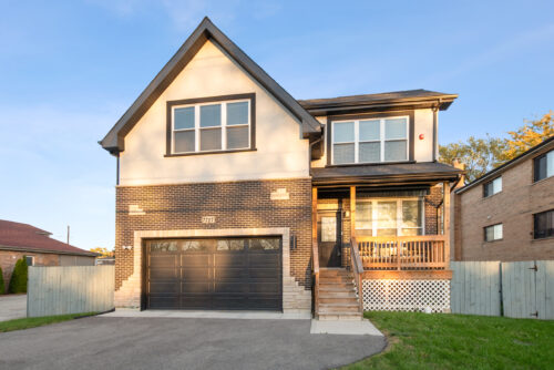 7727 S Roberts Road, Bridgeview, IL