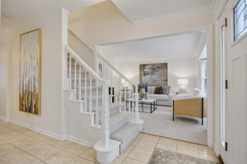 201 N Cambridge Drive, Geneva, IL