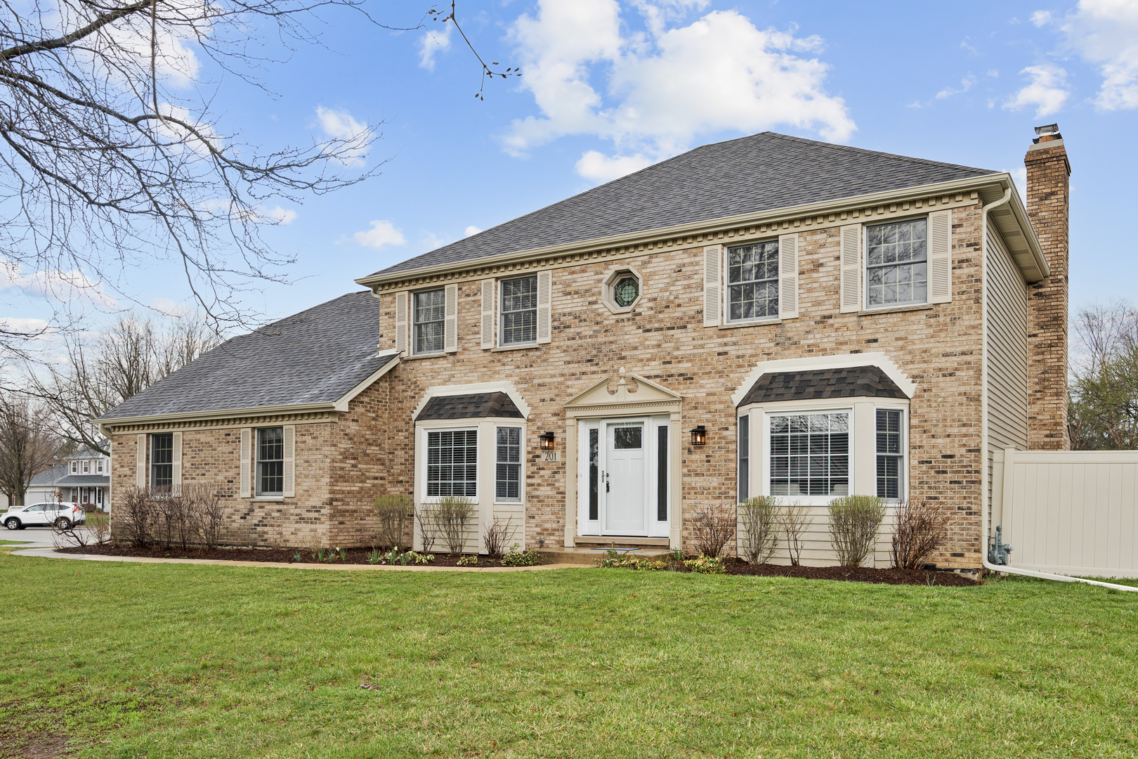 201 N Cambridge Drive, Geneva, IL