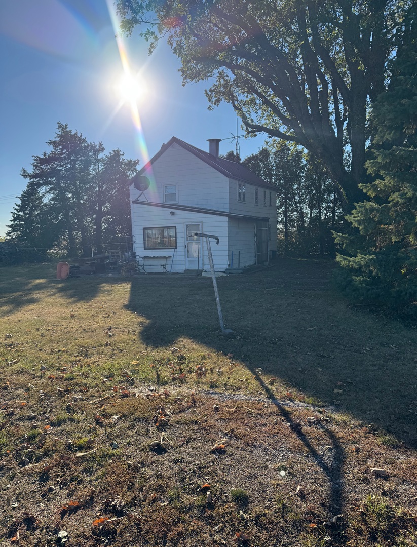 2301 County Road 3300, Gifford, IL