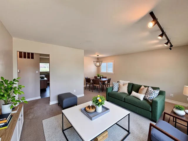 17132 Walter Street, Lansing, IL