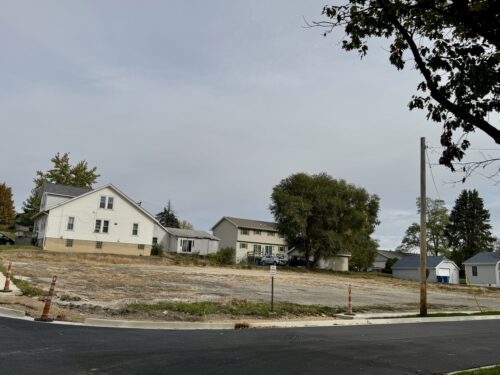 999 6th Street, Peru, IL