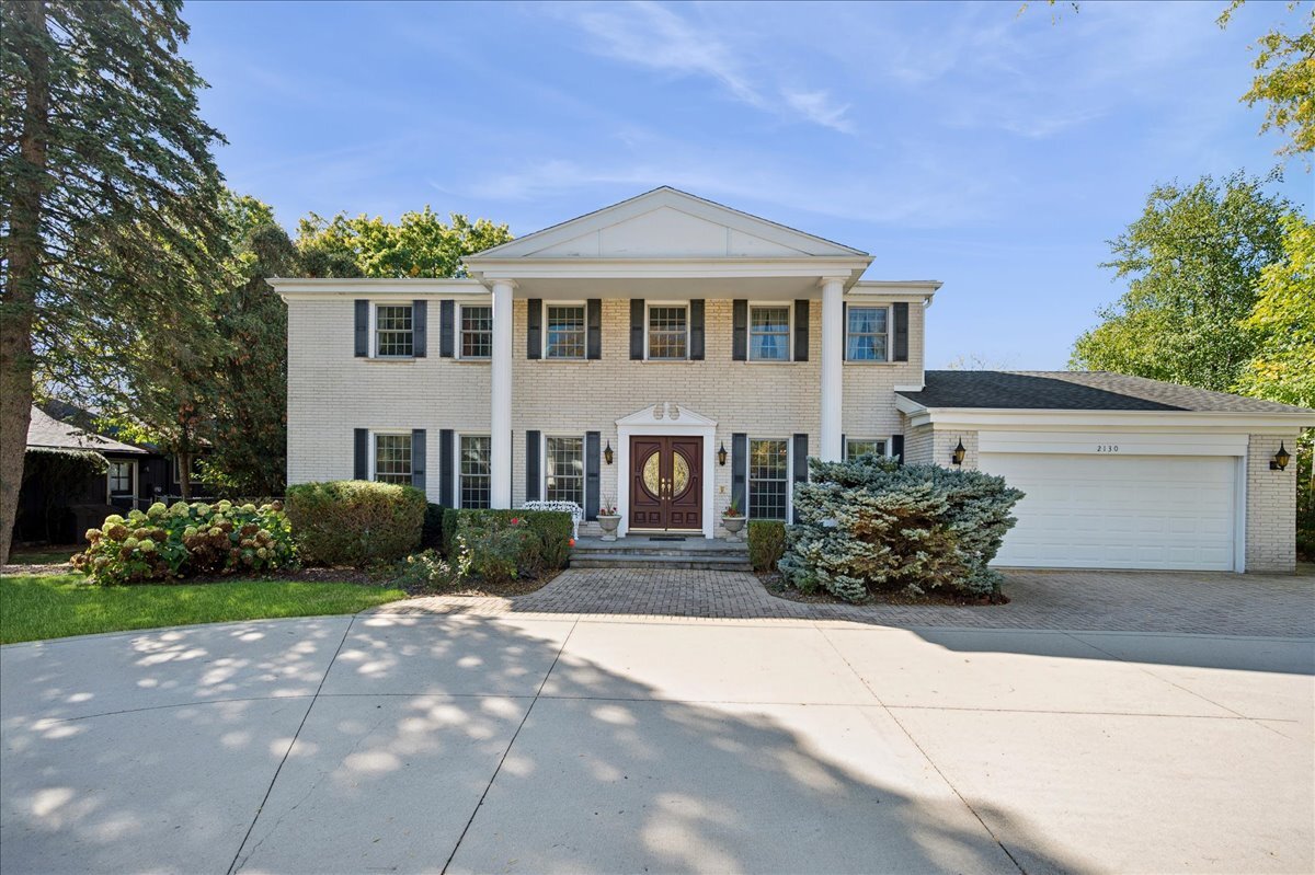 2130 Magnolia Lane, Highland Park, IL