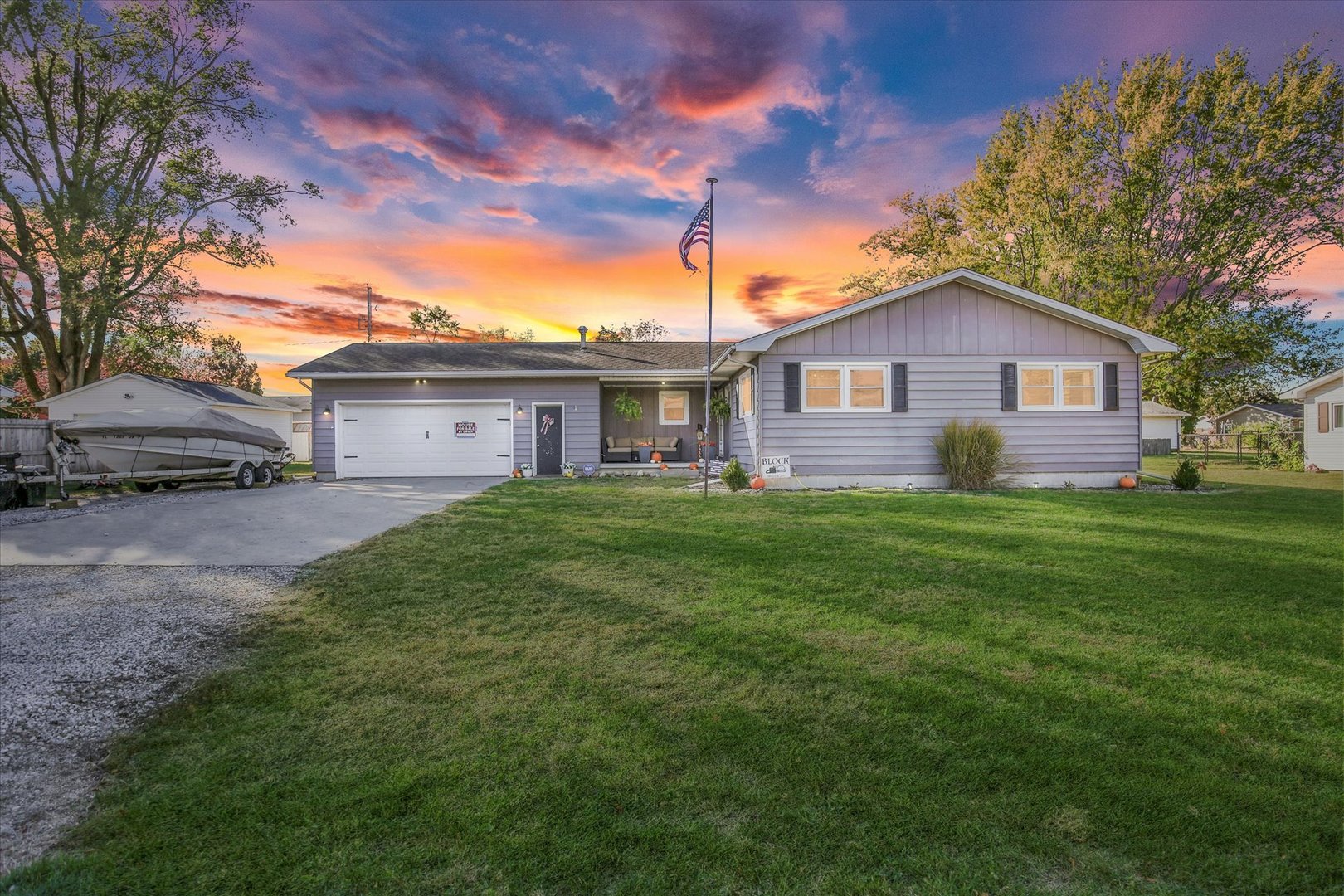 407 S Washington Street, Sidney, IL