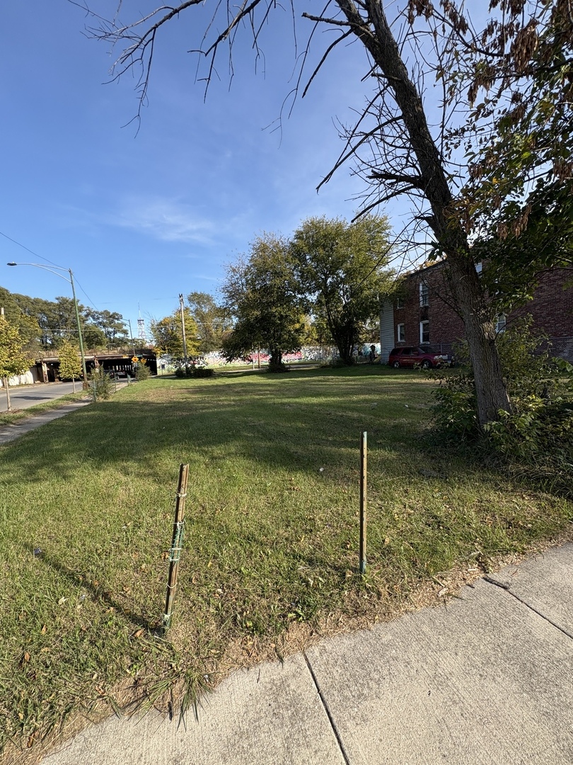 7603 S Lowe Avenue, Chicago, IL