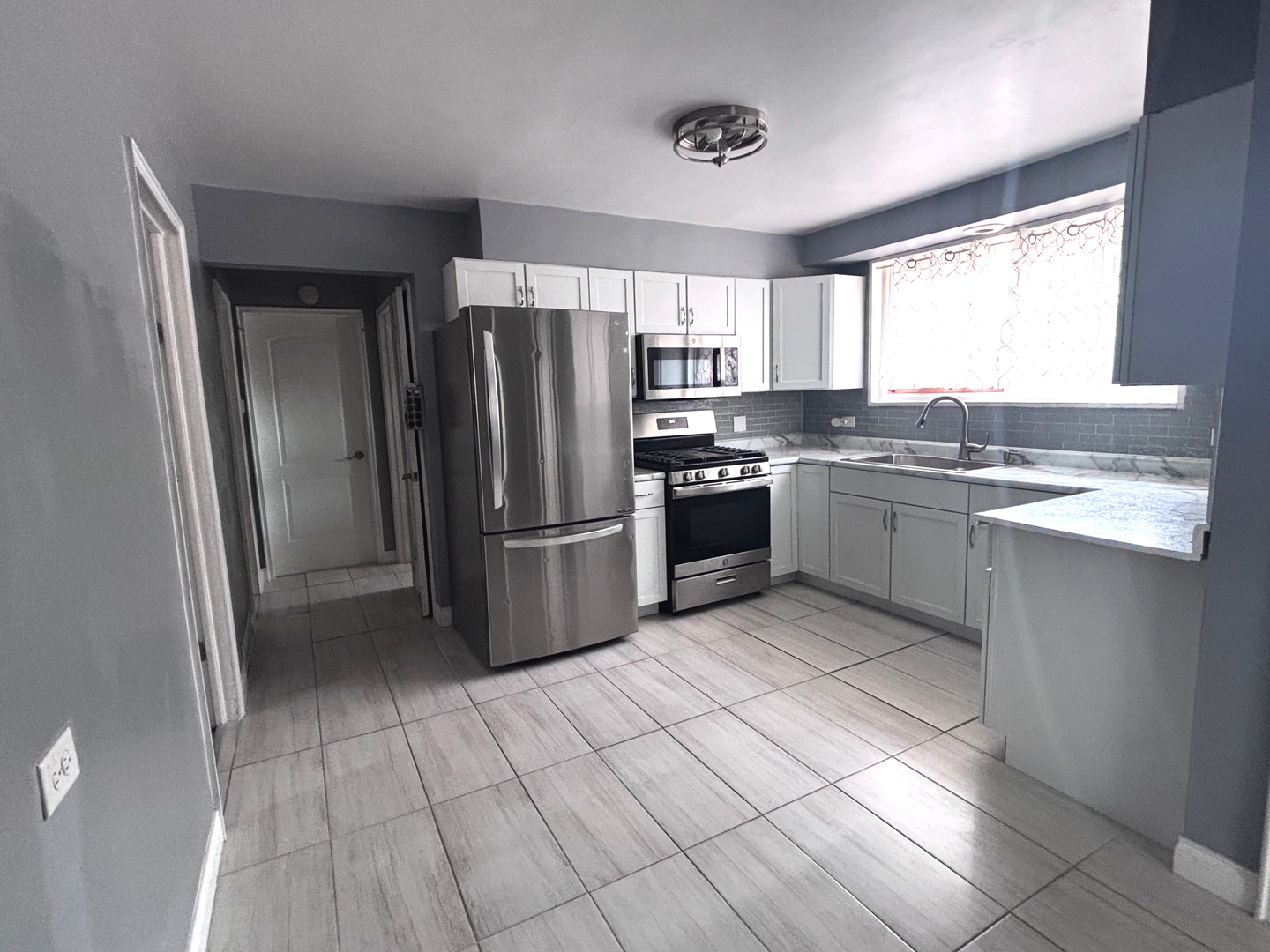 365 Sherry Lane, Chicago Heights, IL