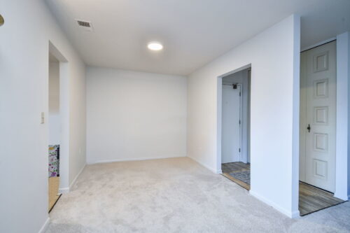 478 Raintree Court #2B, Glen Ellyn, IL