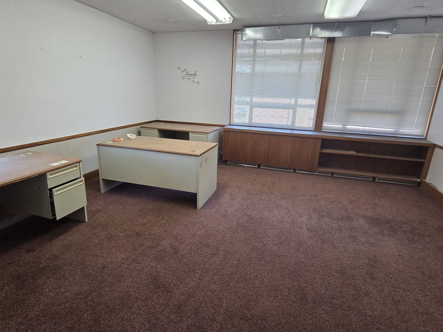 1400 W Anthony Drive #112, Champaign, IL