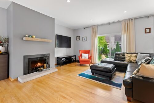 1649 Central Avenue, Northbrook, IL