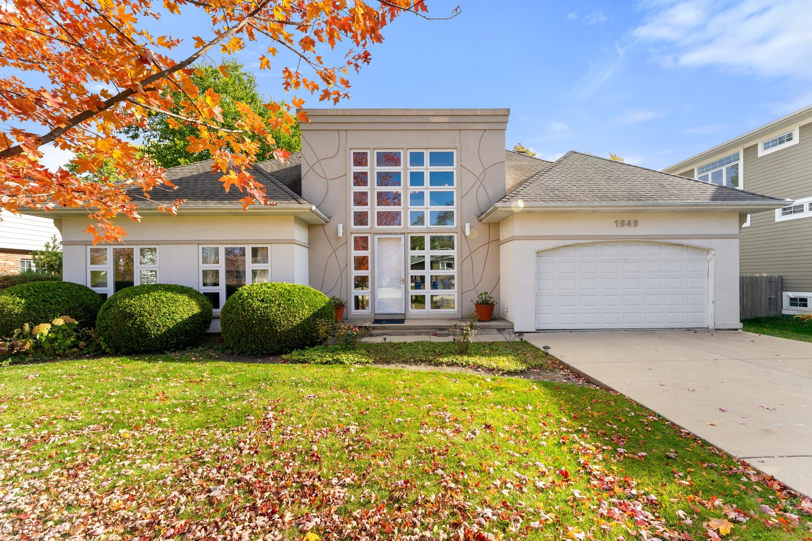 1649 Central Avenue, Northbrook, IL