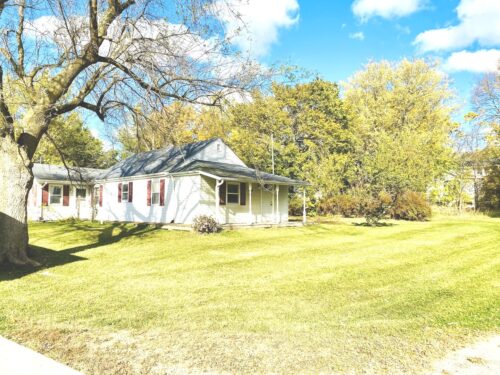 210 S 1st Street, Holcomb, IL