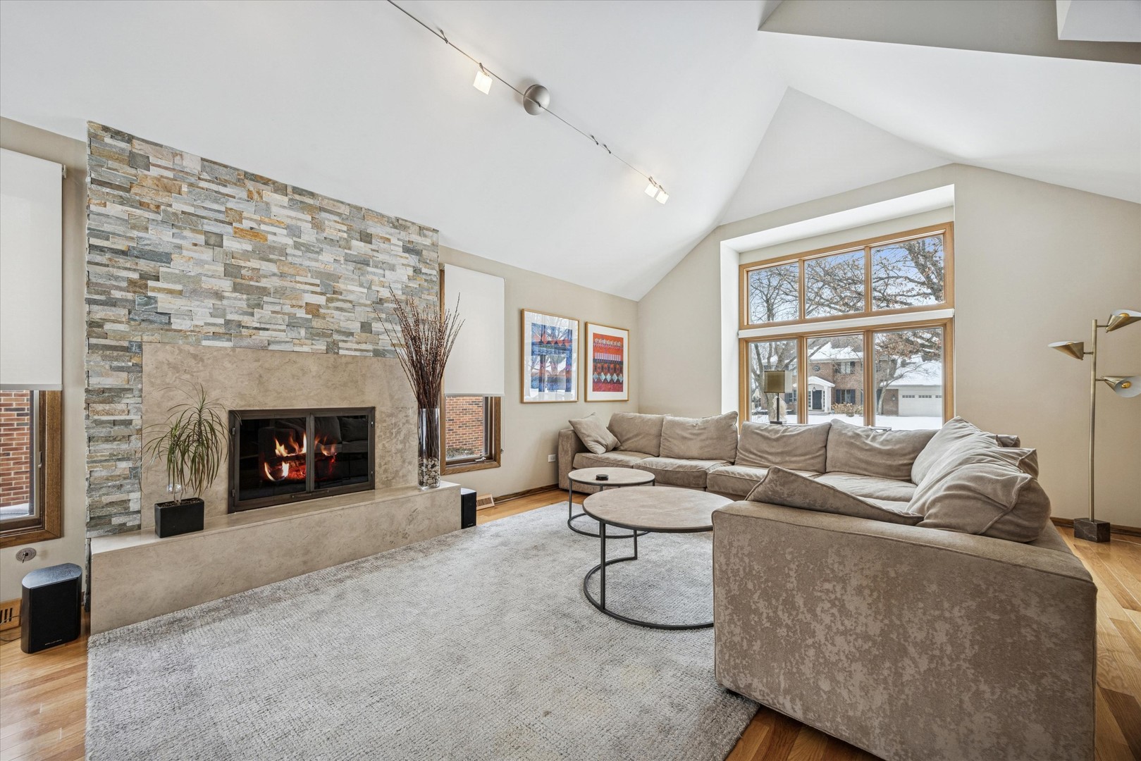 7612 Ridgewood Lane, Burr Ridge, IL