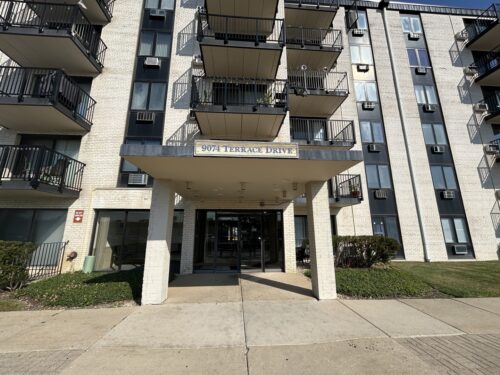 9074 W Terrace Drive #4N, Niles, IL