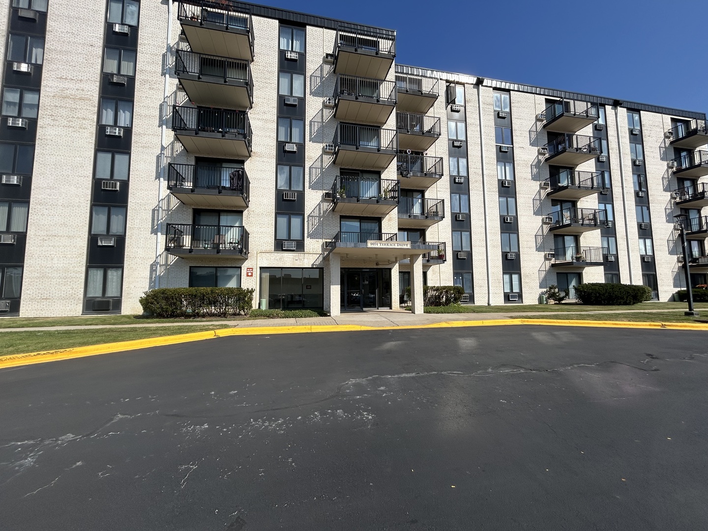 9074 W Terrace Drive #4N, Niles, IL