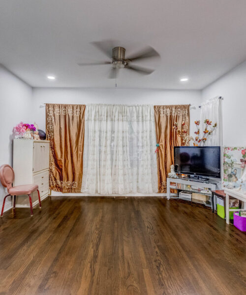 5546 S Richmond Street, Chicago, IL