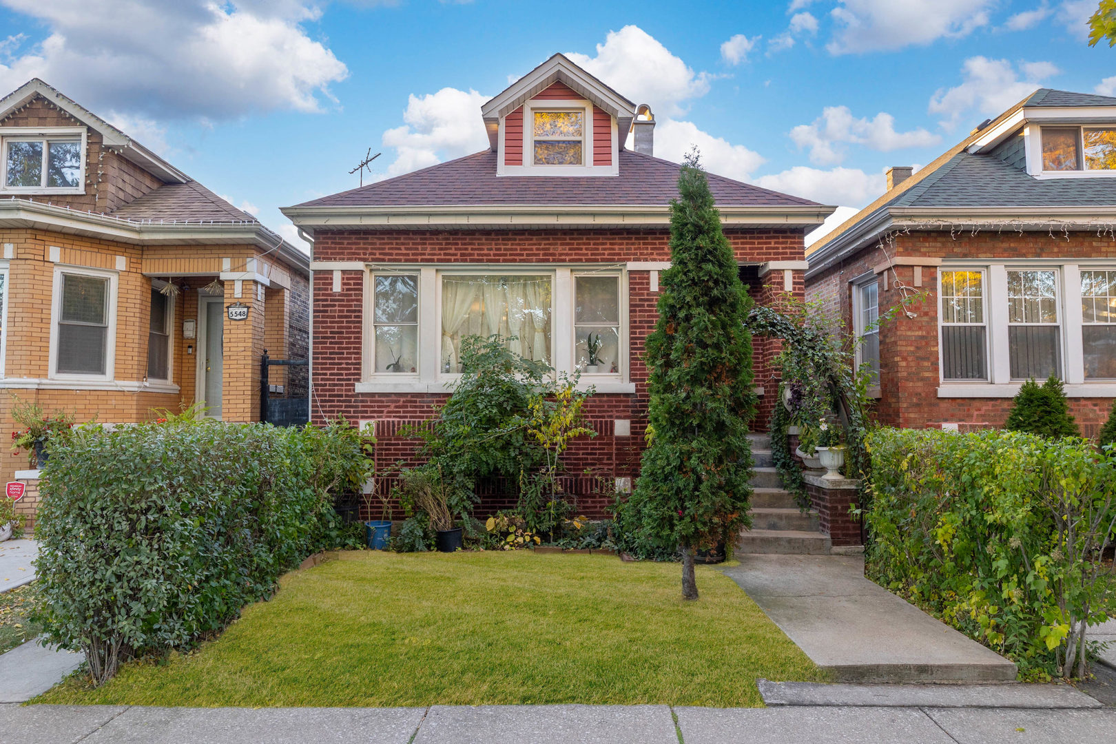 5546 S Richmond Street, Chicago, IL