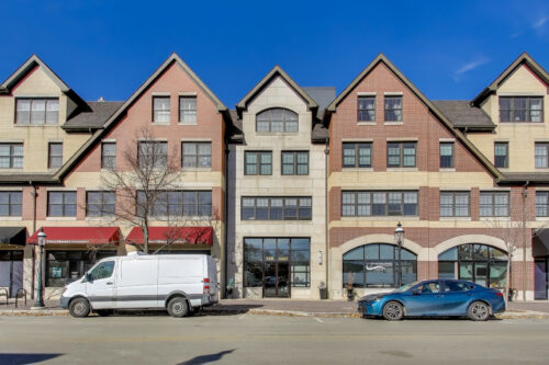 10 E Burlington Street #2B, Riverside, IL