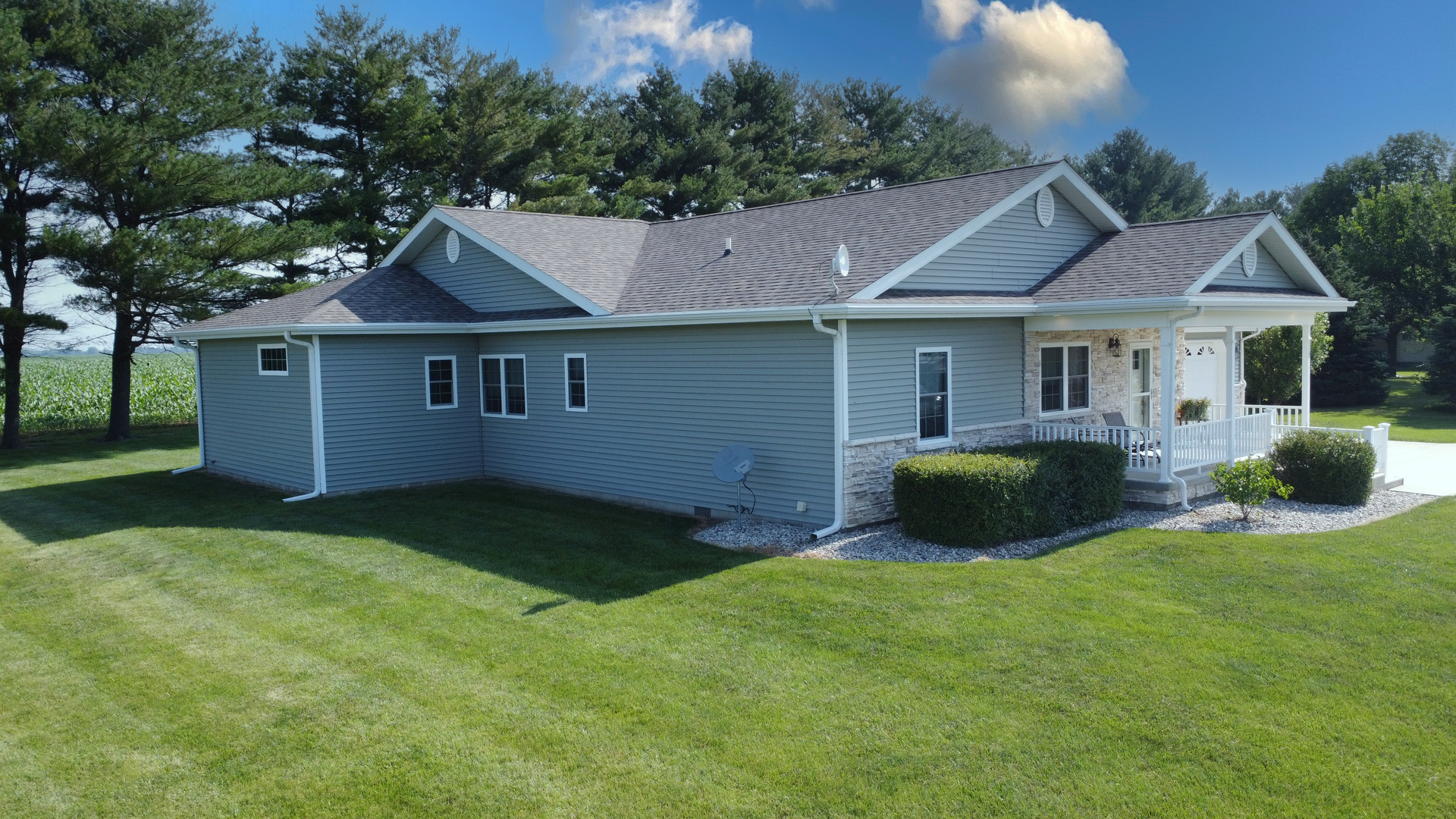 112 North Street, Crescent City, IL