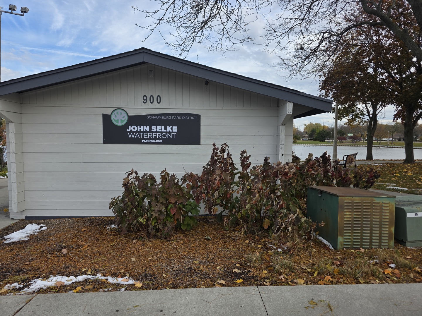 6 Stone Bridge Court, Schaumburg, IL