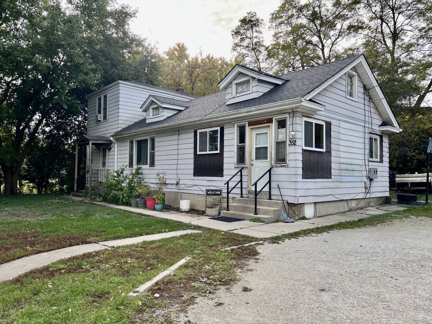 352 N Broadview Avenue, Lombard, IL