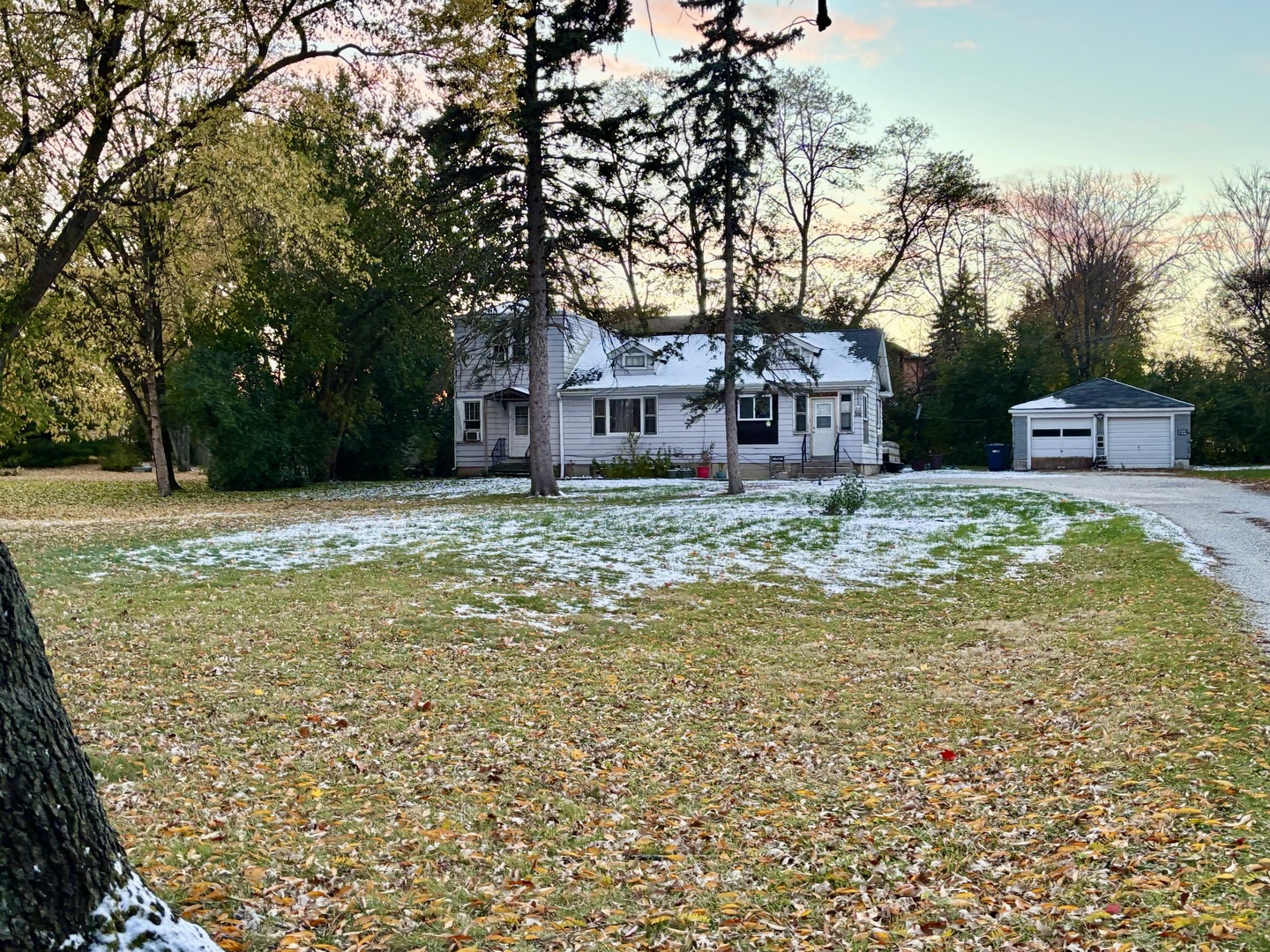 352 N Broadview Avenue, Lombard, IL