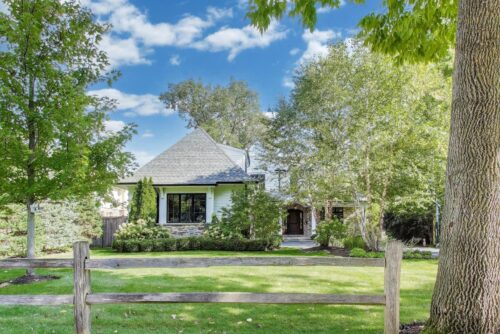 579 Greenwood Road, Northbrook, IL