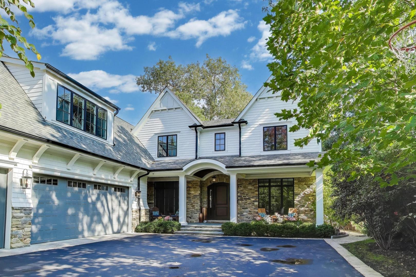 579 Greenwood Road, Northbrook, IL