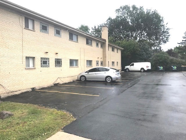 725 BUSSE Highway #10, Park Ridge, IL