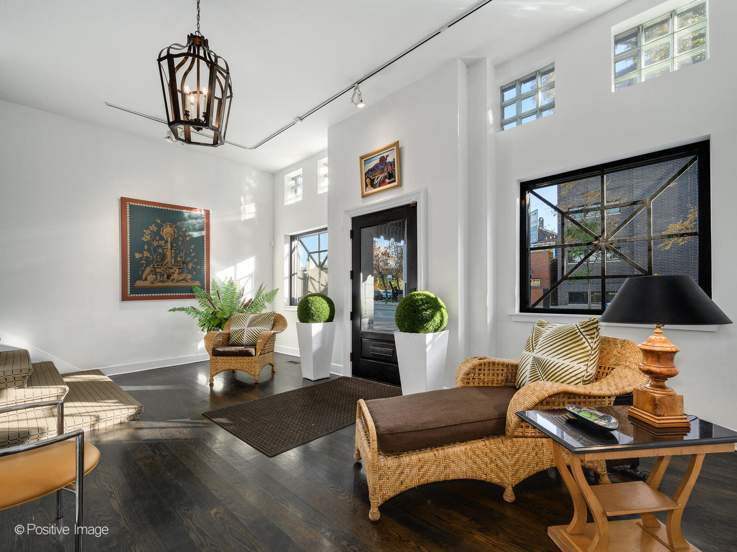 1244 W Chicago Avenue, Chicago, IL