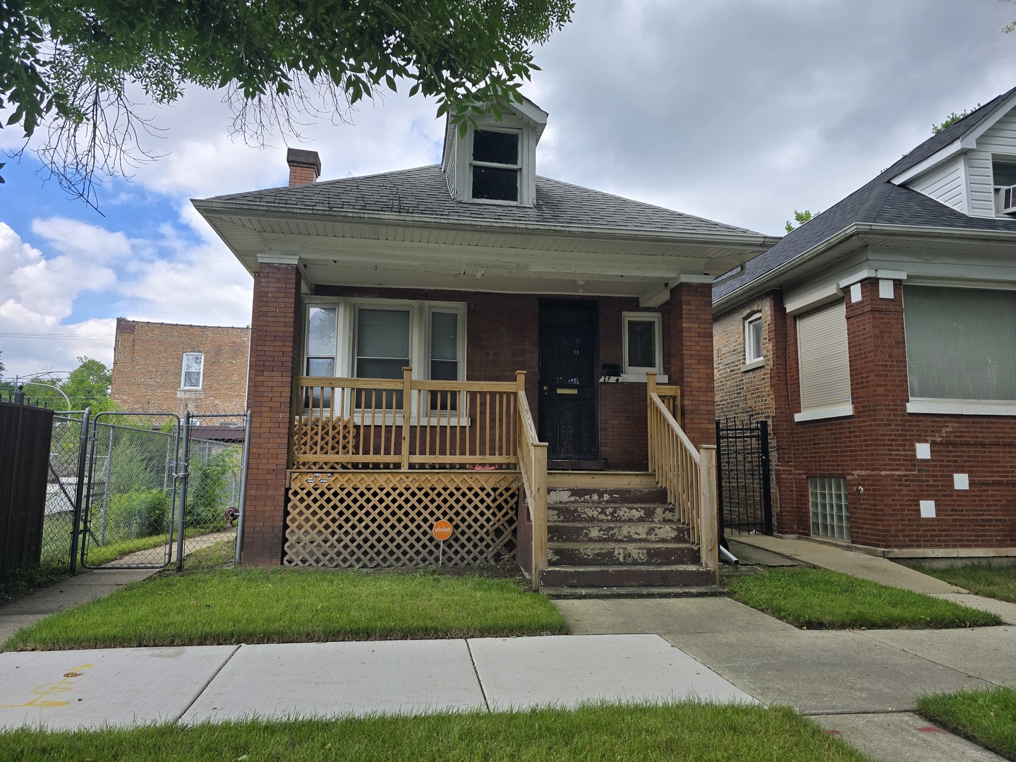 7554 S Saint Lawrence Avenue, Chicago, IL