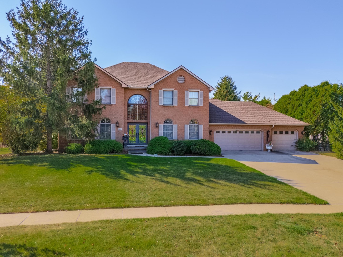7 Smokey Court, Bloomington, IL